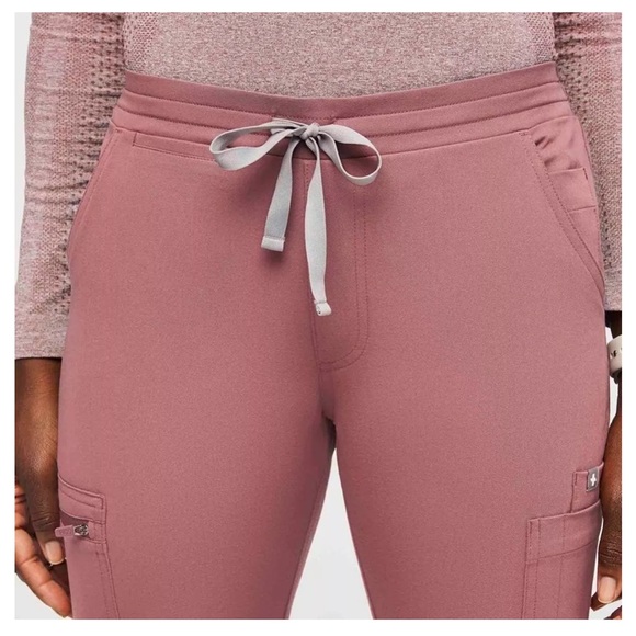 Mauve fig set FIGS Yola Scrub Pants 2 piece set catalina top XS/SM - Picture 15 of 15